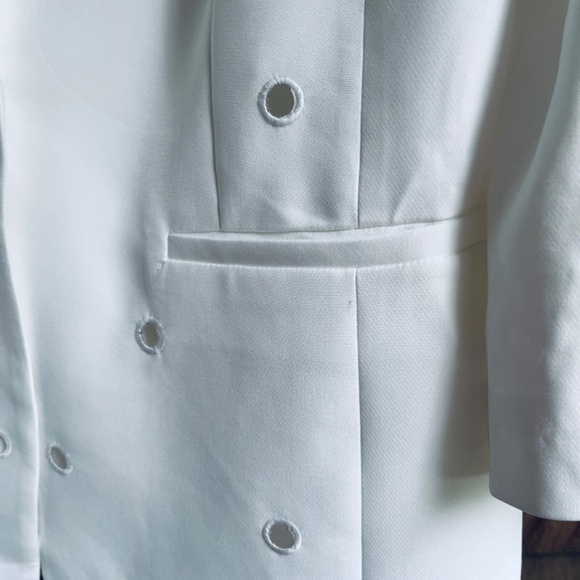 Adore White Embroidery Eyelet Lined Blazer 3/4 Sleeve One-Button Fastening XL - Picture 8 of 14